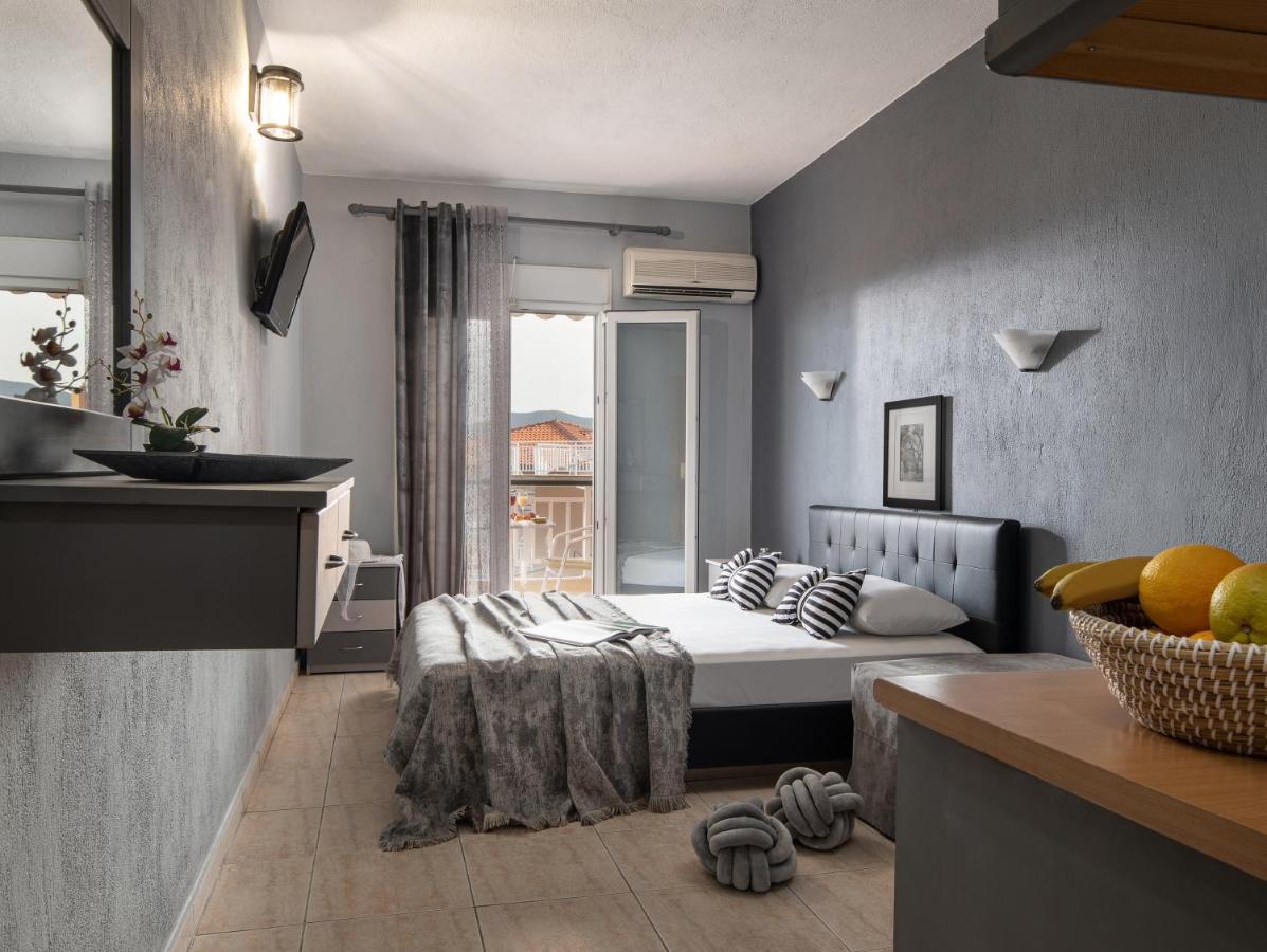 Appartamento House Toula Elegant Sarti Esterno foto